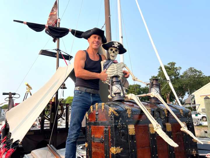 Meet the East Providence 'pirate' with the state's most head
