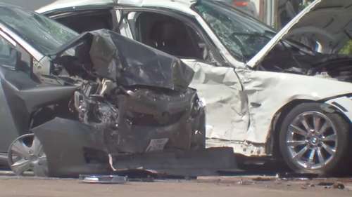 Deadly crash on South Post Oak Road leaves 1 dead, at least 2 hospitalized, Houston police say