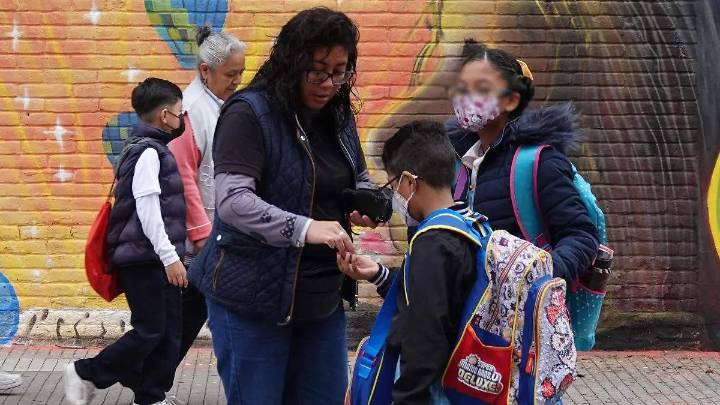 Frases para dedicarle a los estudiantes este regreso a clases 2025