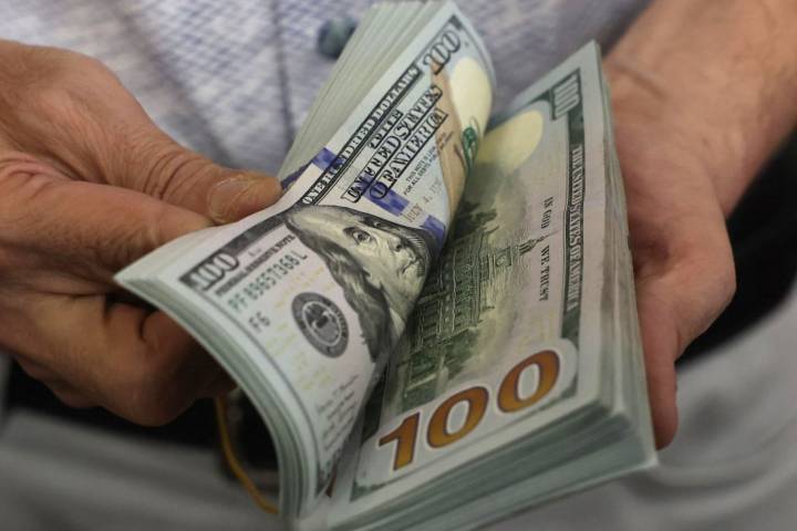 ¿Cuál es la cotización del dólar hoy viernes 15 de agosto del 2025?