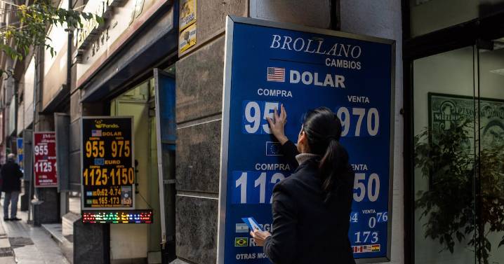 Precio del dólar en Chile cayó hoy, 8 de agosto, tras el dato de inflación