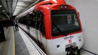 Los viajeros piden extender los trenes semidirectos del Nalón a otras líneas