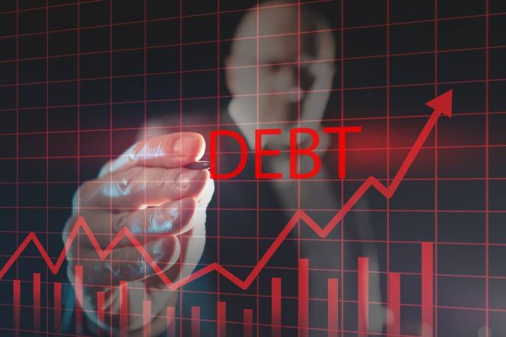 Deuda nacional alcanza récord de $37 billones; déficit del presupuesto crece 20% en julio