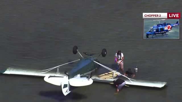 Plane crashes upside down in water at Ponce Inlet