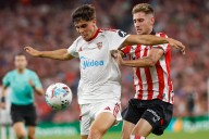 Tras más de dos meses de negociaciones, el Sevilla vende a Juanlu al Nápoles