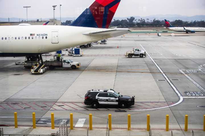 Arresto aeropuerto Palm Beach: Michael Rodrigues y su detención