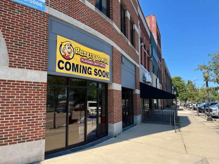 Work underway on a new Hungry Howie’s for downtown Mount Clemens