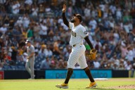 Padres Daily: Here come the Dodgers, or whoever; attendance talk; bunts galore
