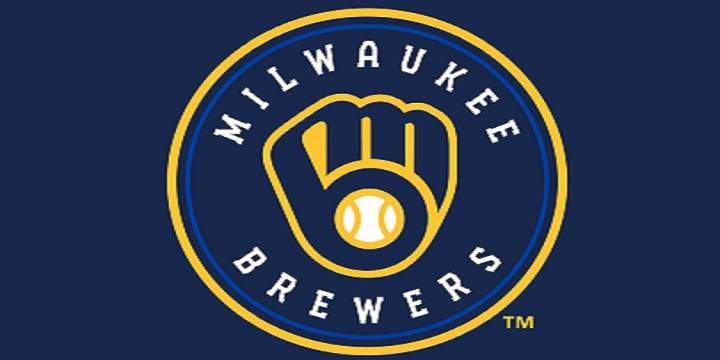 Brewers complete 6-0 road trip with 5