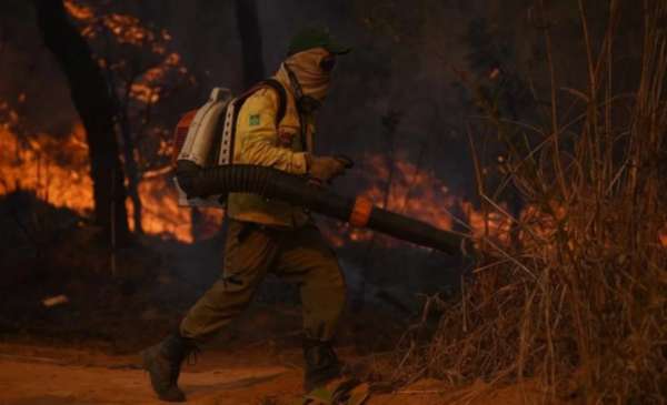 Incendios en Europa duplican el promedio y se prevé un riesgo extremo para septiembre