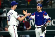 Deadspin | MLB roundup: Rangers ring up 20 runs in rout of Angels