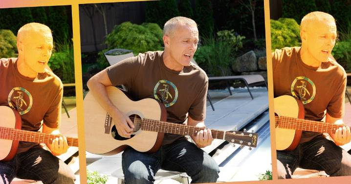 Curt Smith Answers Every Question We Have About Psych