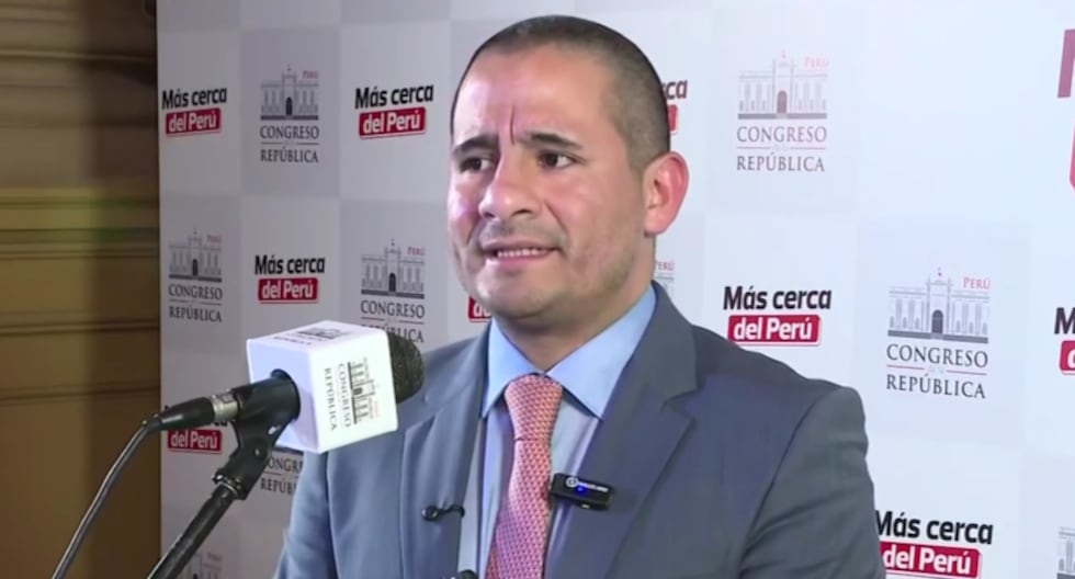 Retiran propuesta sobre sueldos de senadores y diputados en predictamen de bicameralidad