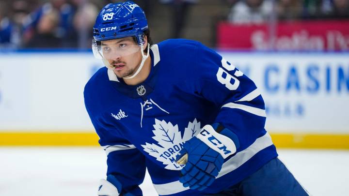Robertson signs 1-year contract with Maple Leafs, avoids arbitration hearing