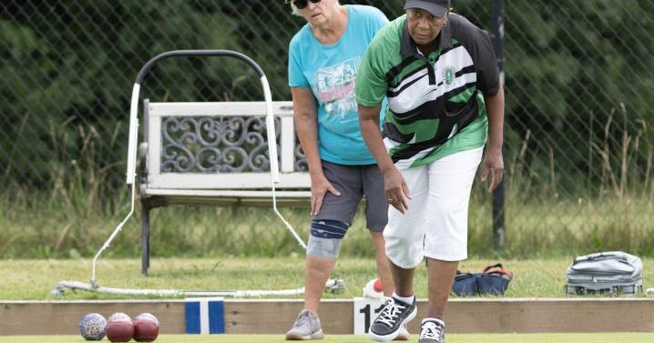 Blind Kitchener lawn bowler strikes gold at Para nationals