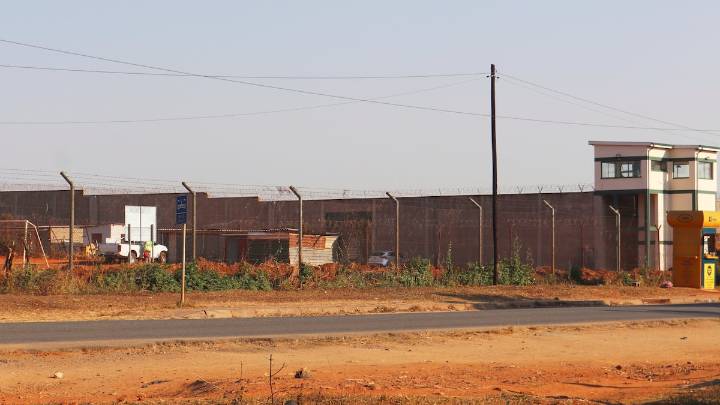 Estados Unidos envía siete migrantes deportados a Ruanda