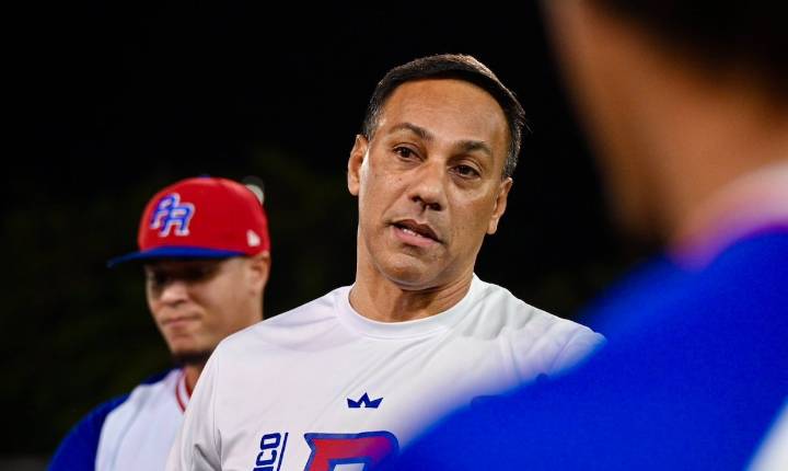 “Conocimiento de sobra hay”: Juan “Igor” González y el lujo de compartir su rol como coach de bateo con Edgar Martínez en el Clásico