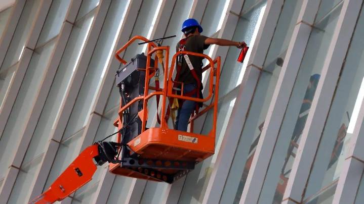 Más de 9 horas al día: queretanos son los segundos más “chambeadores” del país