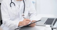 Licencias por salud mental: qué dice la ley y cómo pedirlas en casos de estrés laboral