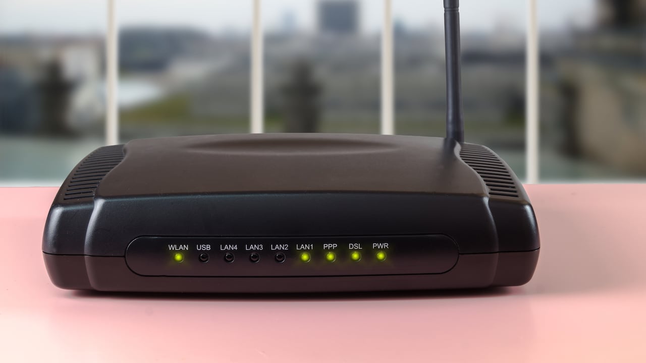 El dispositivo que debe desconectar para ampliar la señal wifi en todos los rincones de la casa