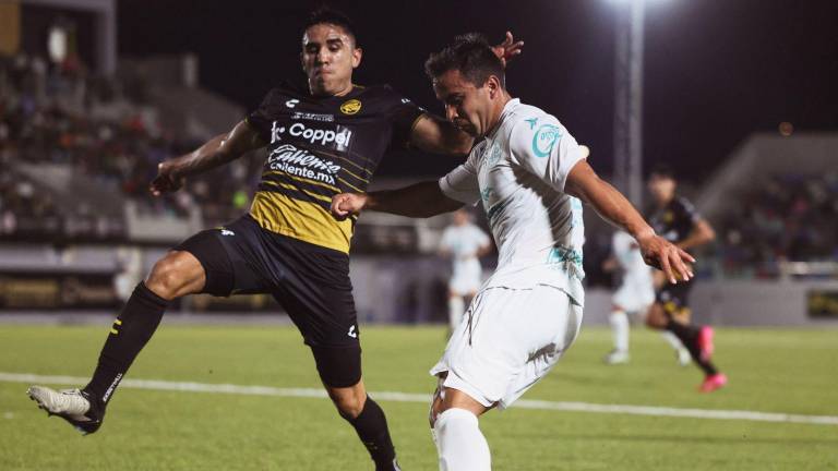 Dorados cae 3-1 ante La Paz, pero Leo Vargas reaparece con gol en el cierre