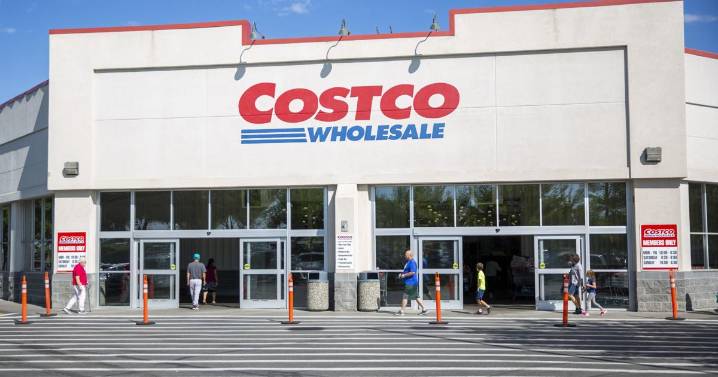 Man rammed car into police vehicles near Twin Falls Costco, shots fired