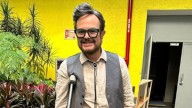 Aleks Syntek sufre aparatoso accidente y preocupa a fans: detalles de su estado de salud