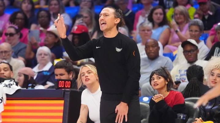Dallas Wings host Connecticut Sun: WNBA action at College Park Center
