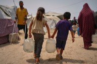 Families in Gaza forced to drink contaminated water as crisis grows