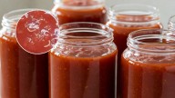 ANMAT recomendó no consumir el tomate triturado de una marca por riesgo de contaminación con gusanos