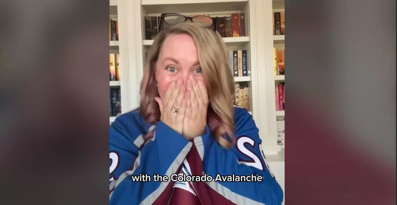 Rebecca Yarros Apologizes After Colorado Avalanche Event Sells Out