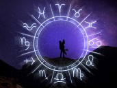 Horóscopo de hoy, miércoles 27 de agosto de 2025: a qué signos afecta la oposición de Venus en Leo a Plutón en Acuario
