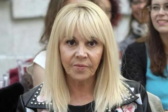 Claudia Villafañe sufrió un choque frente a la cancha de River