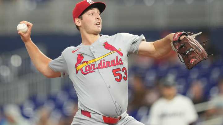 Cardinals at Reds odds, picks and predictions