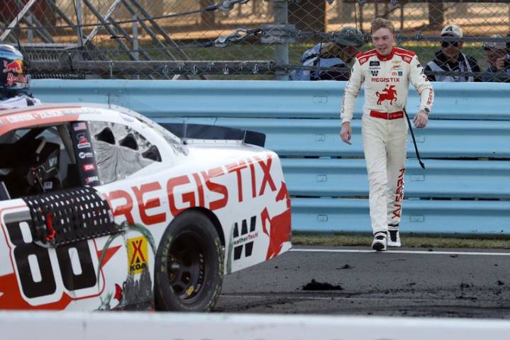 NASCAR's Connor Zilisch falls off car, breaks collarbone