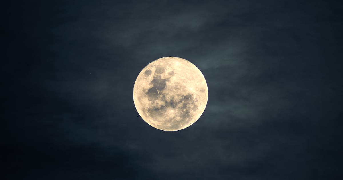 Científicos descubren qué hay en el centro de la Luna: confirman la existencia de un núcleo sólido