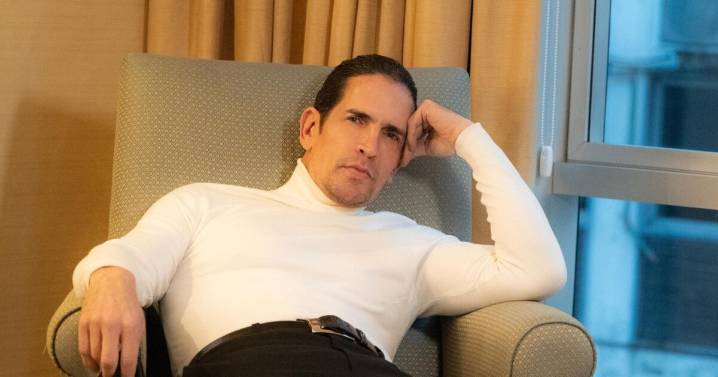 Diego Ramos confiesa en qué piensa mientras se desnuda sobre el escenario en "Sex" y explica por qué se considera "re casero"