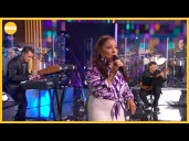Gloria Estefan performs 'La Vecina (No Sé Na)'