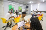 ‘Seguiremos dignificando la calidad de la educación oficial de Cartagena’: Alcalde Dumek