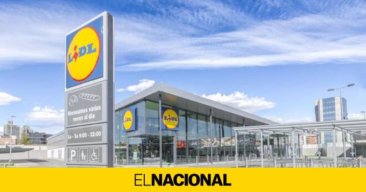 Vuelve el básico imprescindible: la camiseta larga de Lidl ya es un fenómeno en redes