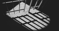 Trump signs executive order targeting cashless bail 