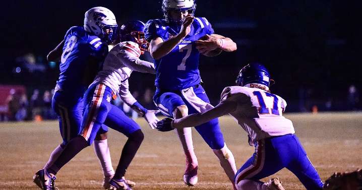 A Football: League changes, favorites stay constant