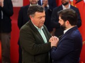 Exministro Valenzuela rompe el silencio tras su salida del Gobierno