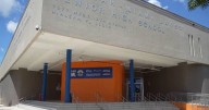 "Tenemos mucho miedo": Ansiedad y ausencias en aulas de Florida por temor a operativos de ICE