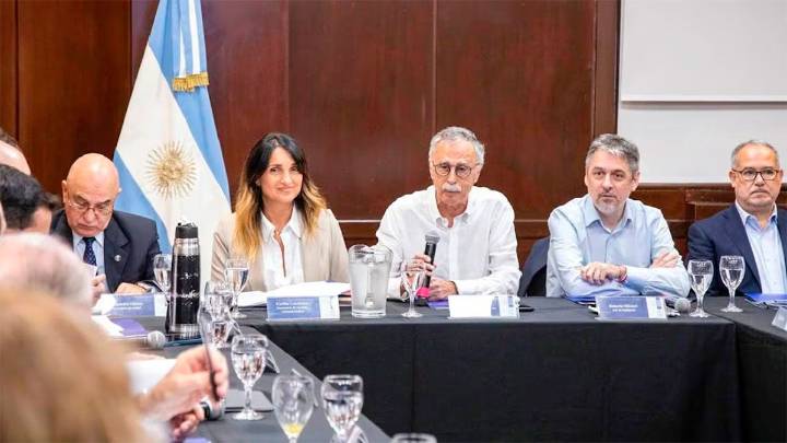 Remueven a alta funcionaria de la ANMAT en plena crisis por fentanilo contaminado