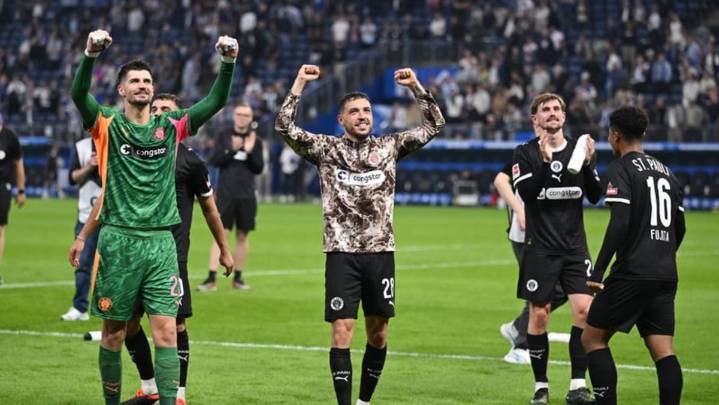 St Pauli stun Hamburg 2-0 in derby to spoil first Bundesliga home game in seven years