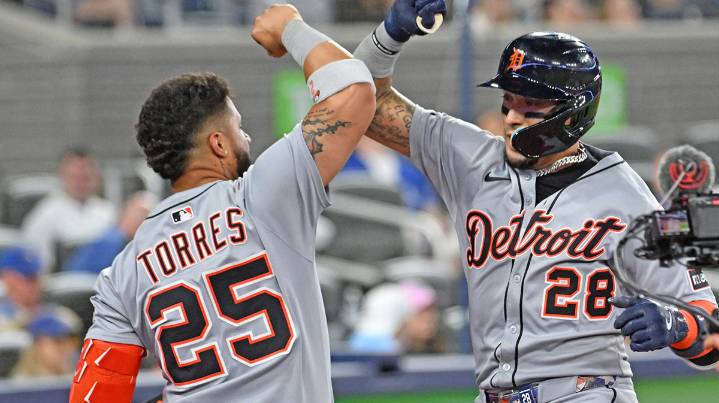 Tigers lock up 75th win on wild walk-off walk vs. Astros