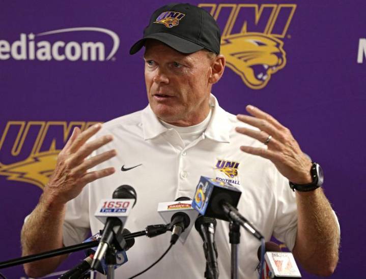 Former Northern Iowa head coach Mark Farley working for Bret Bielema at Illinois