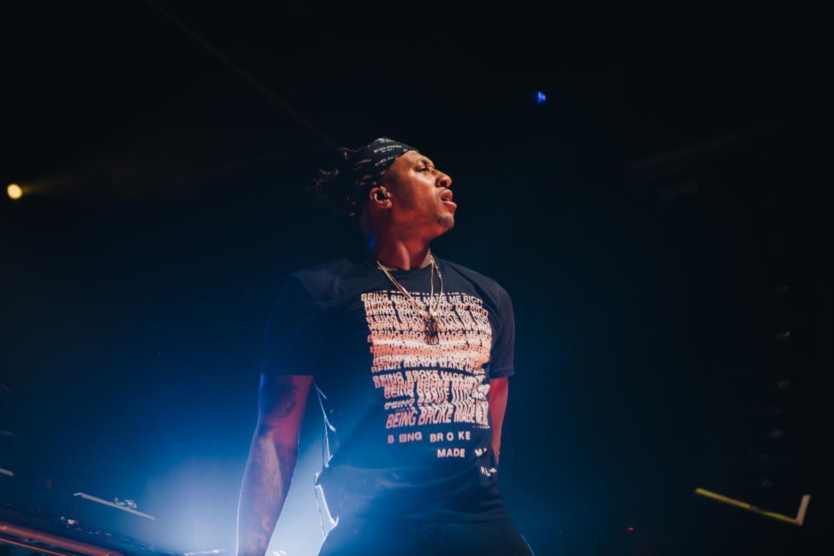 Lecrae previews 'Reconstruction,' meets with fans in Dallas