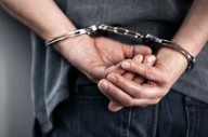 Saskatoon police briefs: business allegedly robbed, bear spray, gun found in bag